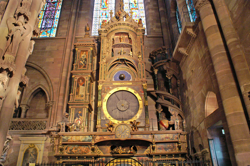 Часы в соборе Страсбурга