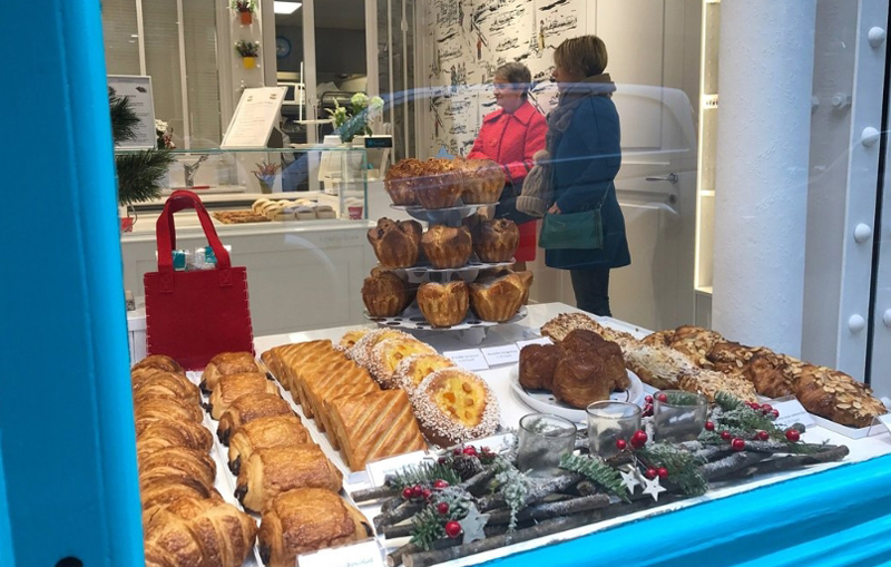 Десерты из Notre Pâtisserie Пирожные и булочки в Notre Pâtisserie